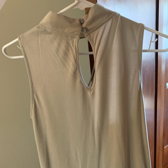 NEW She + Sky Tank Top - Size Small - Picture 2 of 3